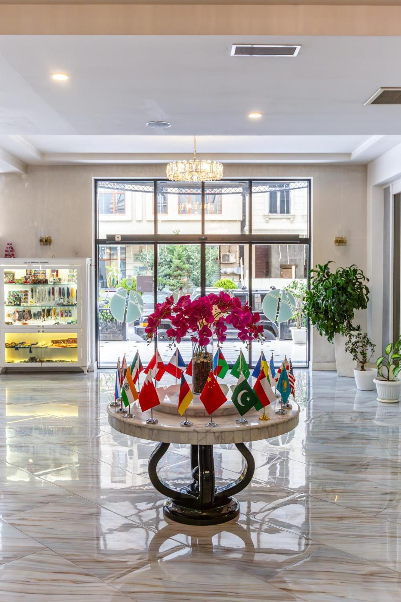 Alba Hotel & Spa Baku Exterior photo Lobby of the hotel
